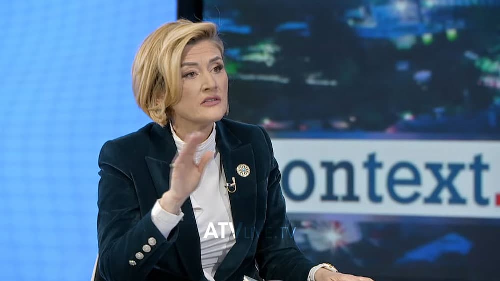 Kusari-Lila e konfirmon në CONTEXT: Nuk do të jem më shefe e Grupit Parlamentar të Vetëvendosjes