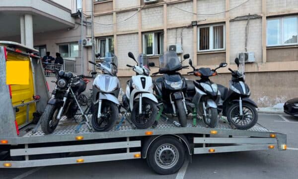 Policia në Pejë sekuestron 14 motoçikleta e shqipton 40 gjoba për kundërvajtje