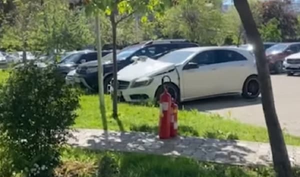 Shpërthimi në parkingun e QKUK-së, arrestohet një person në Podujevë