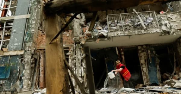 ​Sulmet ruse ndaj Ukrainës vazhduan edhe pas sulmit masiv ajror