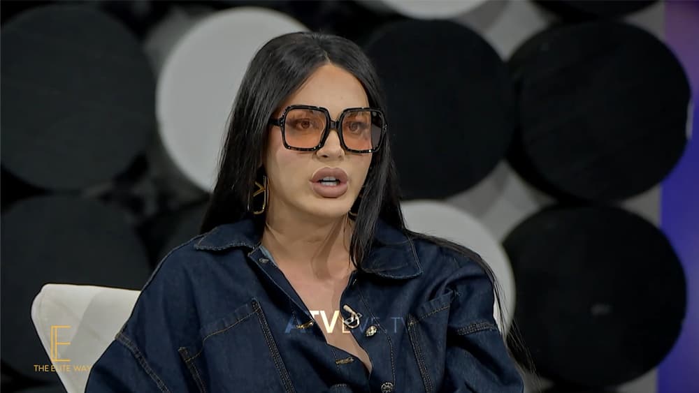 Amber flet pa dorëza në “The Elite Way” për ndryshimin e gjinisë