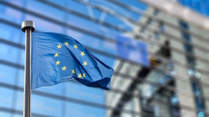 BE paralajmëron për tarifa të reja amerikane ndaj produkteve farmaceutike dhe çipave