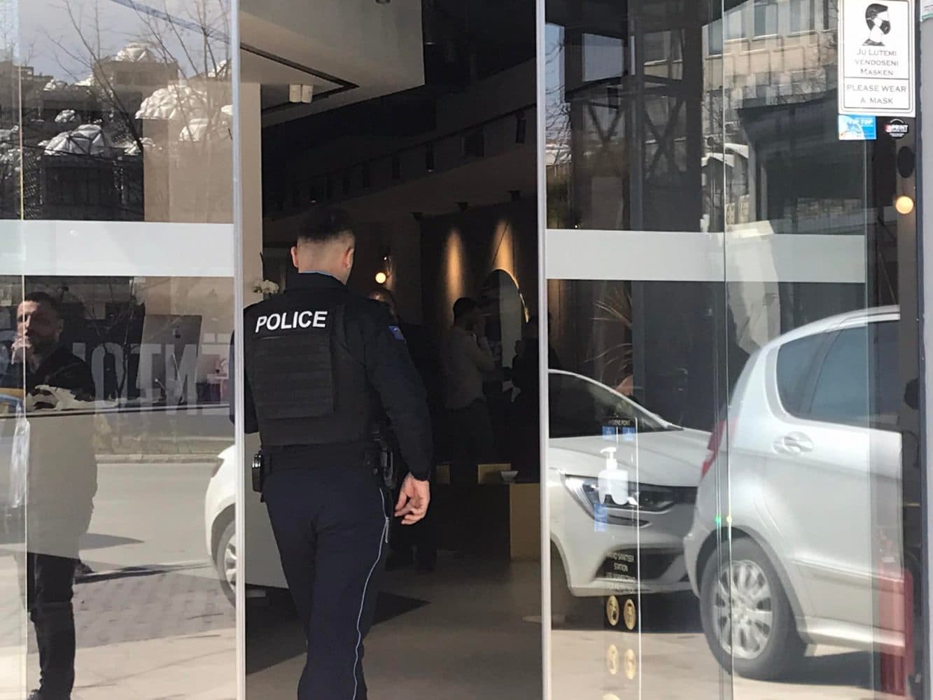 Raportohet se Policia ka zbarkuar në ministrinë e Bujqësisë
