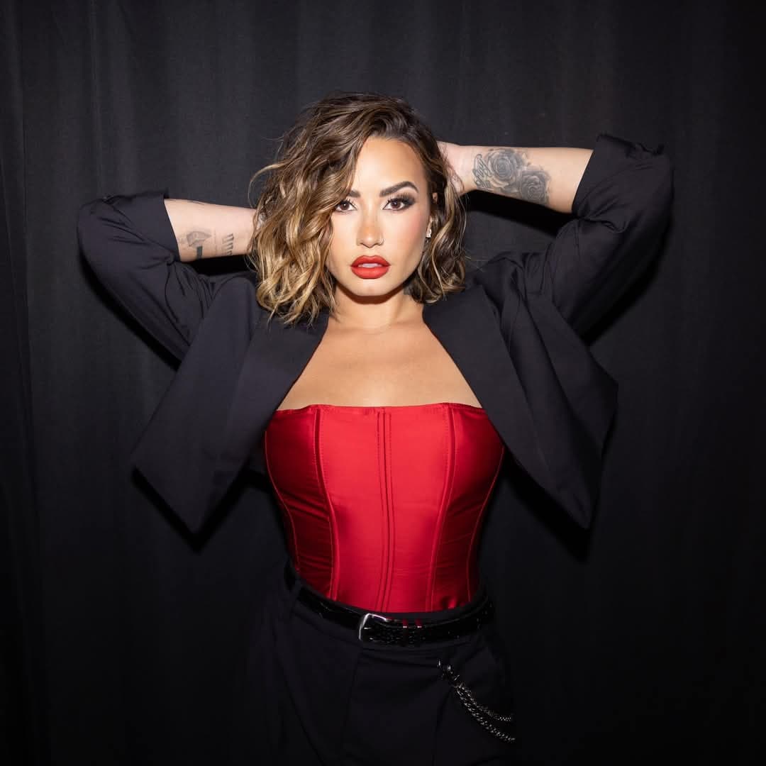 A ka ndihmuar Ozempic? Fansat analizojnë pamjen e re të Demi Lovato