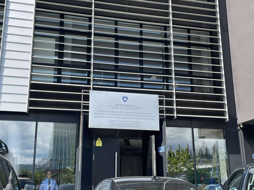 Reagon Ministria e Bujqësisë: Që nga dita e parë, jemi në dispozicion të organeve të rendit