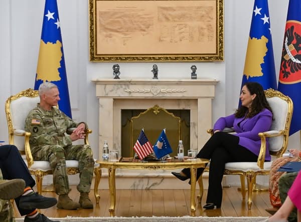 Presidentja Osmani priti komandantin e Gardës Kombëtare të Iowas, Stephen Osborn, diskutohet për thellim të bashkëpunimit
