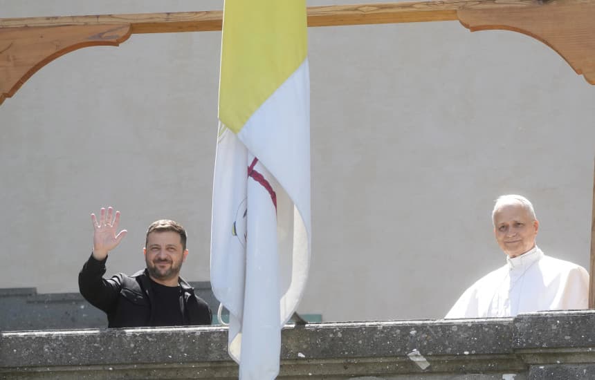 Papa Leoni “hap dyert” për paqe: Ofron rol ndërmjetësues mes Ukrainës dhe Rusinë
