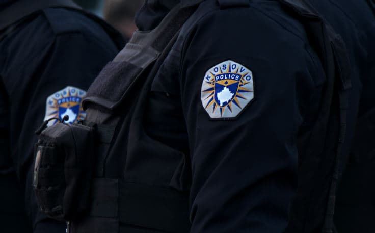 Katër raste të armëbajteve pa leje brenda 24-të orëve