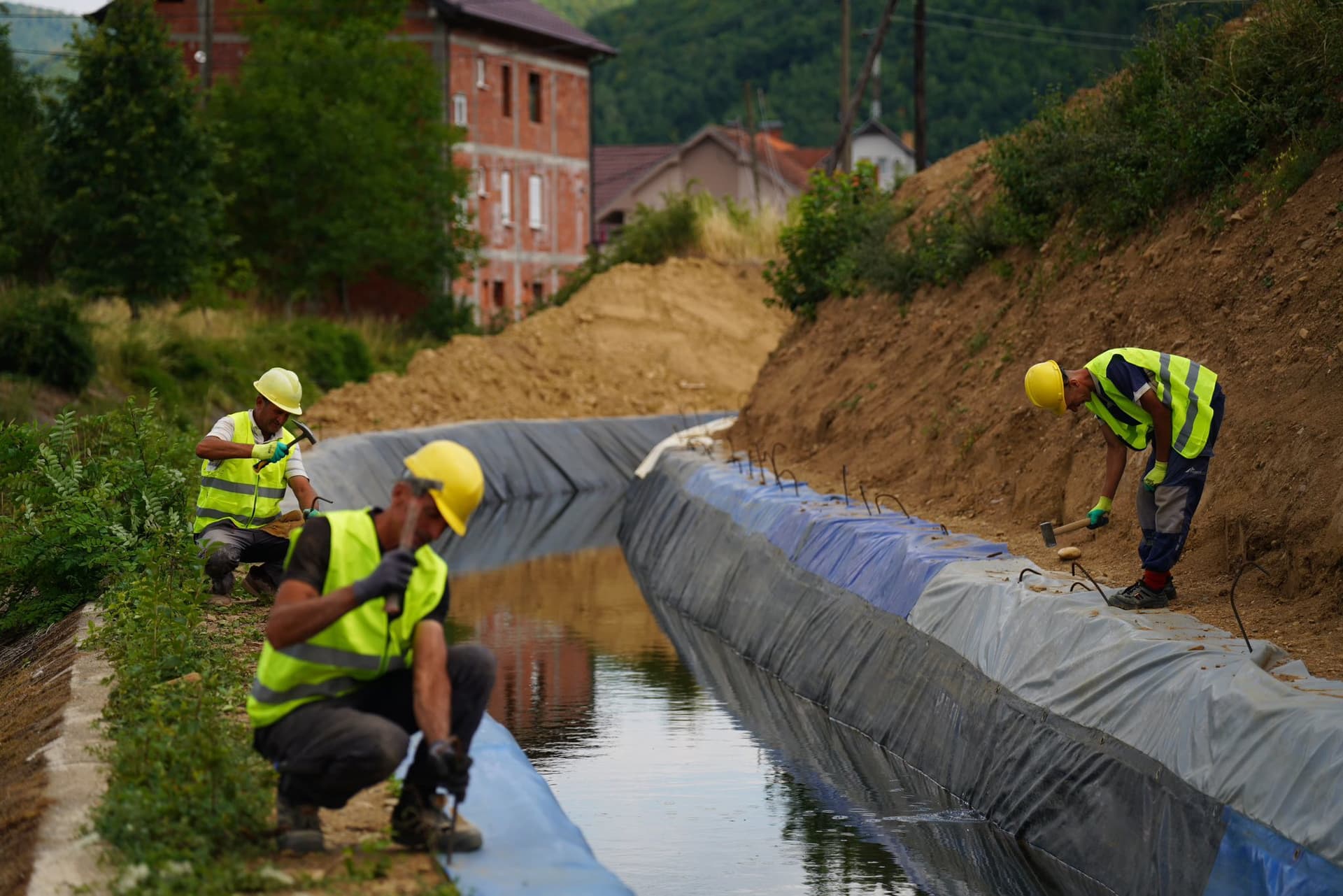 Projekti për rehabilitim e kanalit të Ibër Lepencit është afër përfundimit