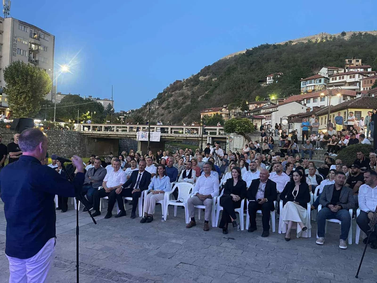 Nisma në Prizren prezanton kandidaten për kryetare komune