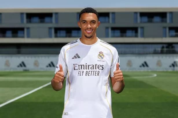 Trent Alexander-Arnold rikthehet pas pushimeve ndërkombëtare, sipas Marca