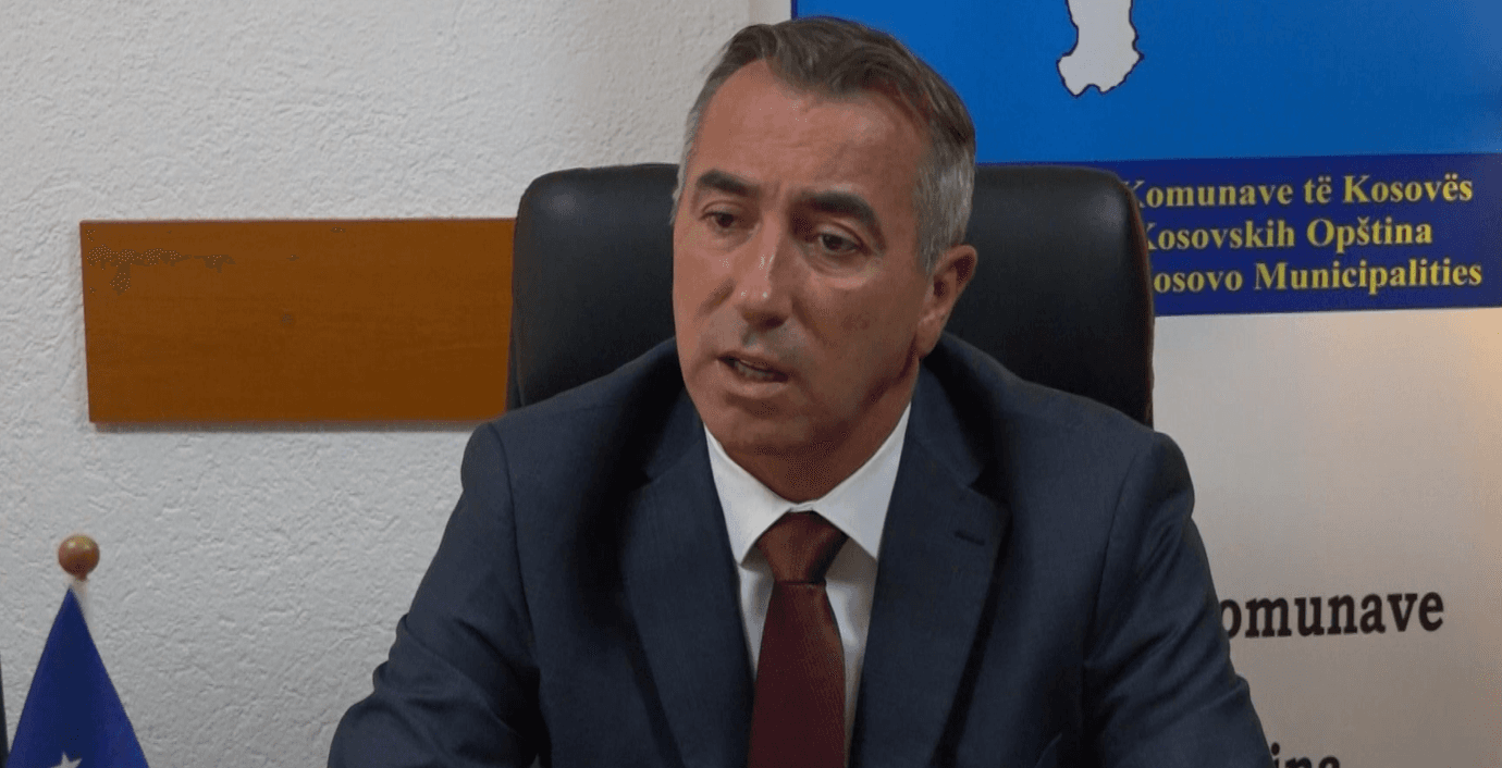 Kosova rrezikon krizë buxhetore nëse komunat dhe Kuvendi nuk miratojnë projektet për vitin 2026