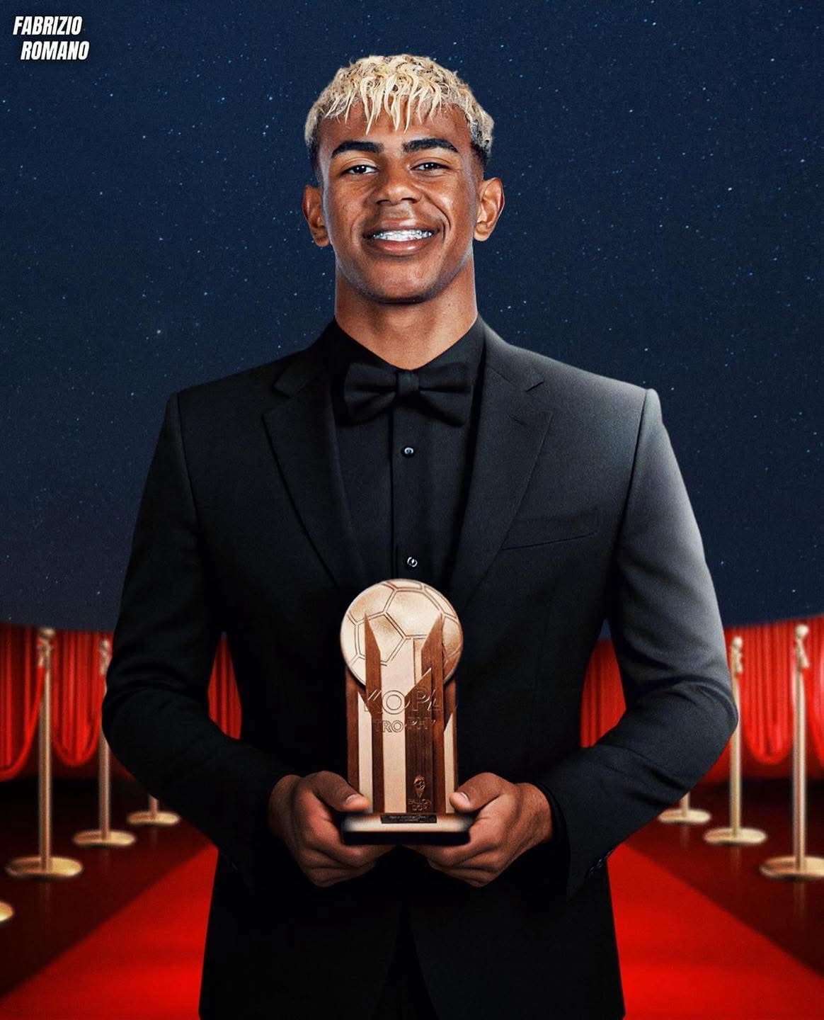 Lamine Yamal fiton trofeun “Kopa” në ceremoninë e Topit të Artë 2025