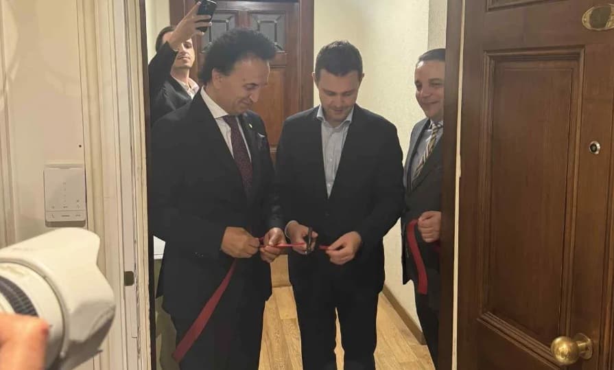 Hapet Konsullata e Nderit e Maqedonisë së Veriut në Gjenevë, në krye te saj emerohet Zaim Jashari – Inaugurimi u bë nga ministri Mucunski dhe ambasadori Demiri