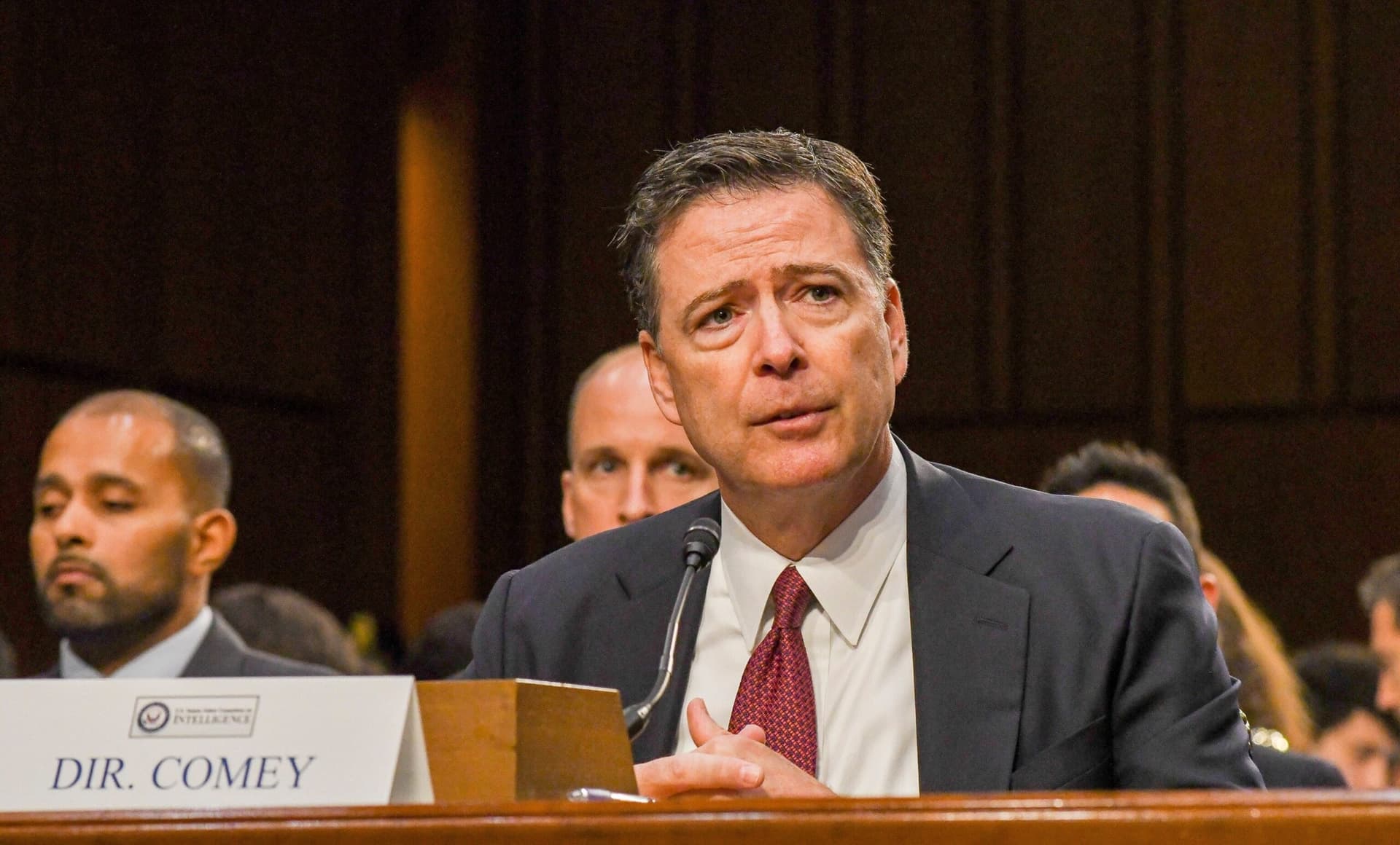 Ngrihet aktakuzë kundër ish-drejtorit të FBI-së, James Comey