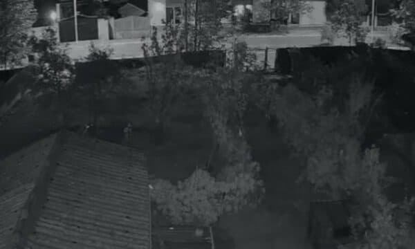 Tritol në banesën e deputetit në Shqipëri, momenti i shpërthimit të fortë