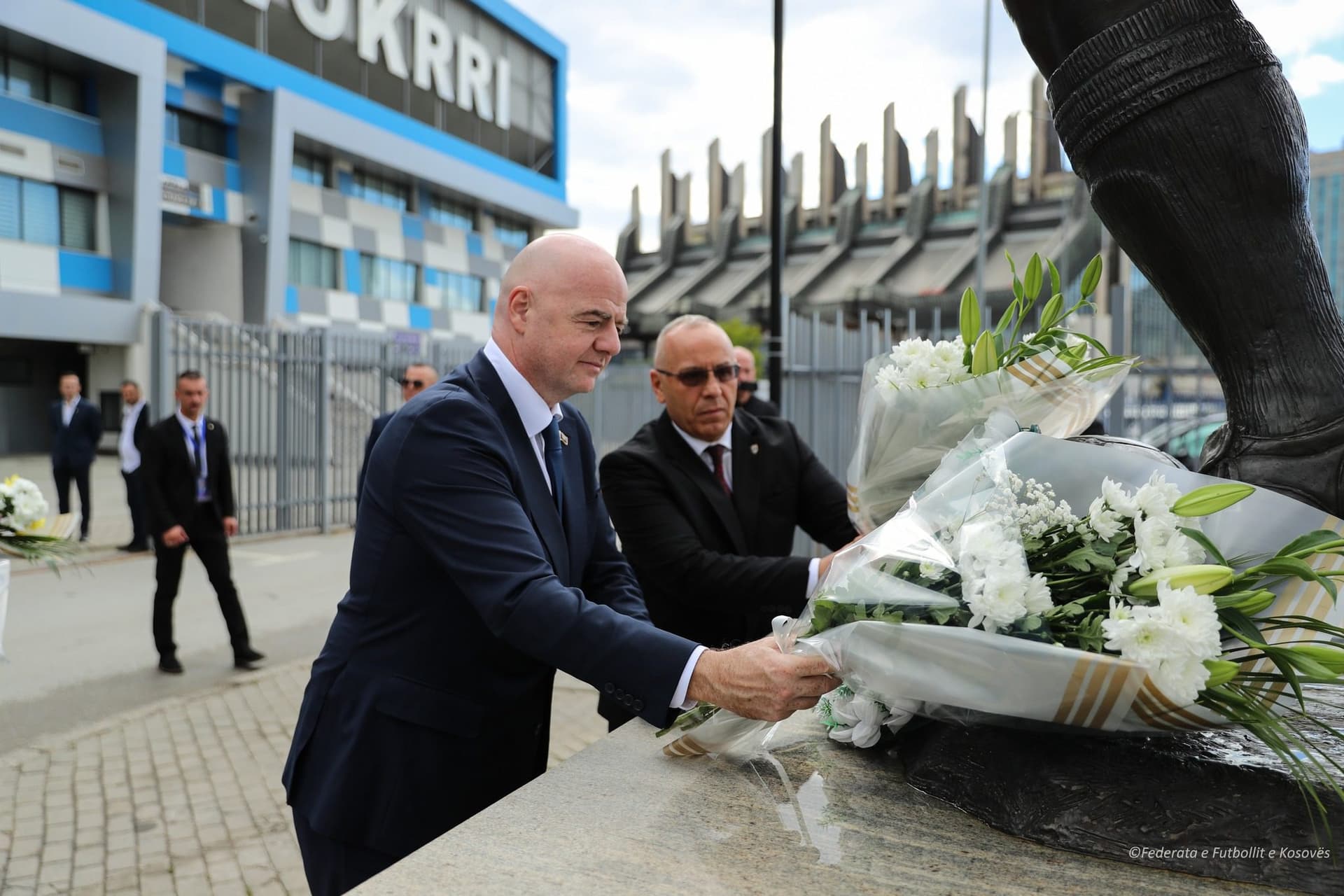 Infantino: “Shaqiri dhe të tjerët do të kishin luajtur për Kosovën, po të ishte pranuar më herët”