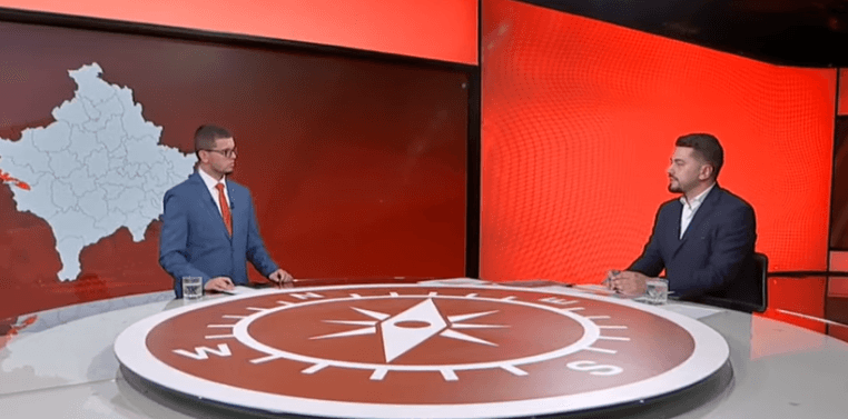 Kandidati i LVV-së për Junikun, premton grante për bujqit