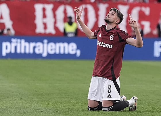 Albion Rrahmani godet sërish – barazon derbin e madh çek