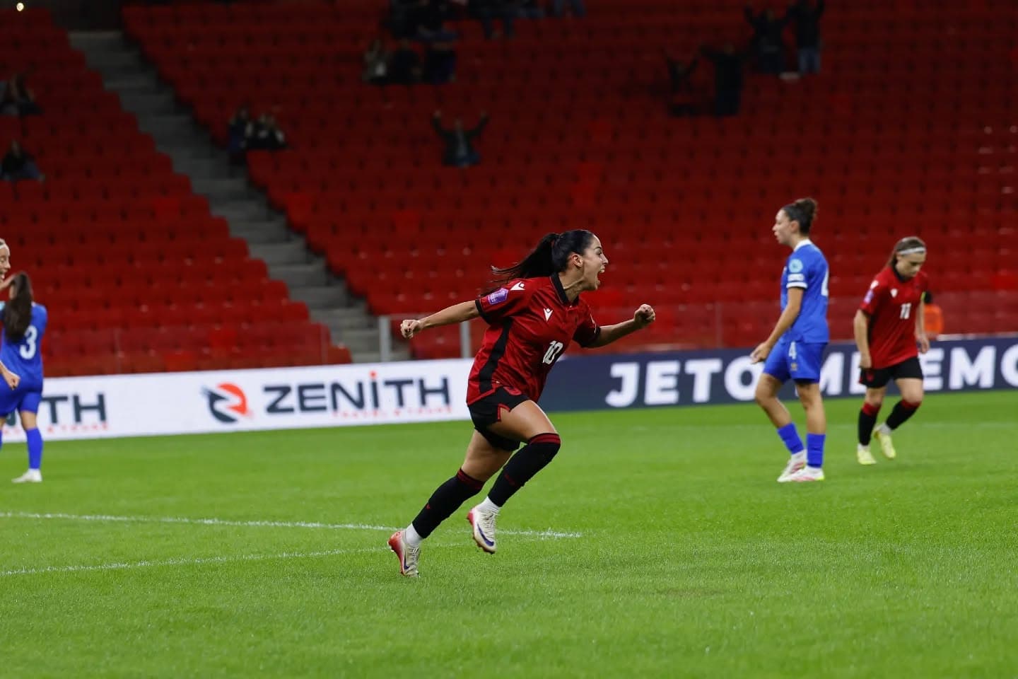 Vajzat kuqezi triumfojnë 3–0 ndaj Qipros dhe sigurojnë qëndrimin në Ligën B të Nations League