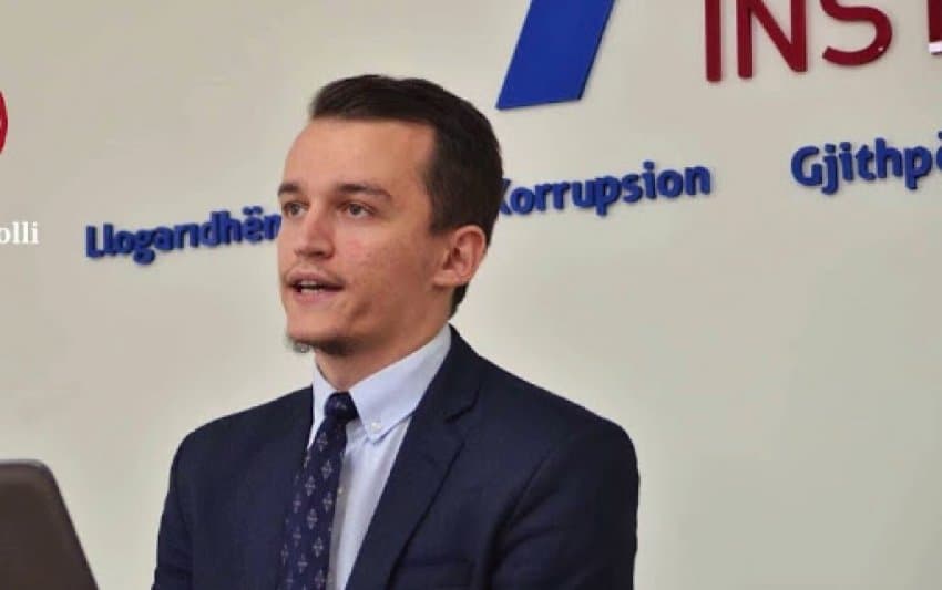 Ndarja e 100 eurove nga qeveria, Cakolli: Përbën shembull të qartë të përdorimit të resurseve publike për qëllime elektorale