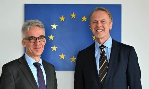 Orav takohet me ambasadorin e ri gjerman në Kosovë, diskutuan rreth zhvillimeve aktuale në vend