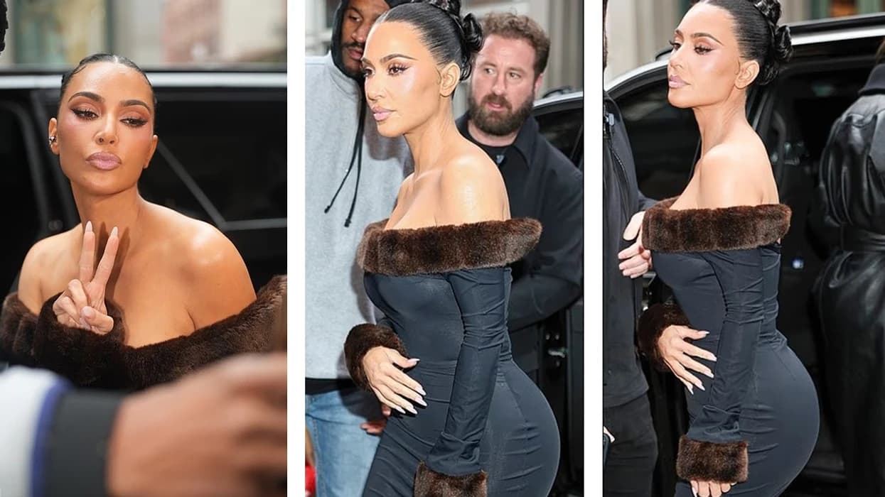 Kim Kardashian shfaq linjat e tonifikuara në një fustan të zi, ndërsa feston me shoqet e reja Naomi Watts dhe Sarah Paulson
