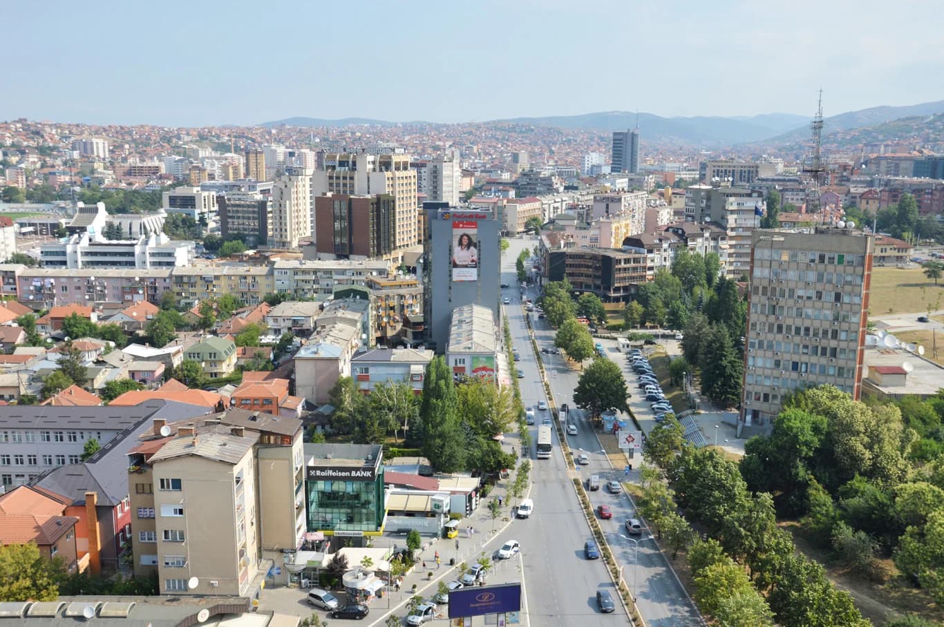 Exit Poll-i i T7 për Prishtinën: Përparim Rama 37.7%, Hajrulla Çeku 30%, Uran Ismajli 26.5%