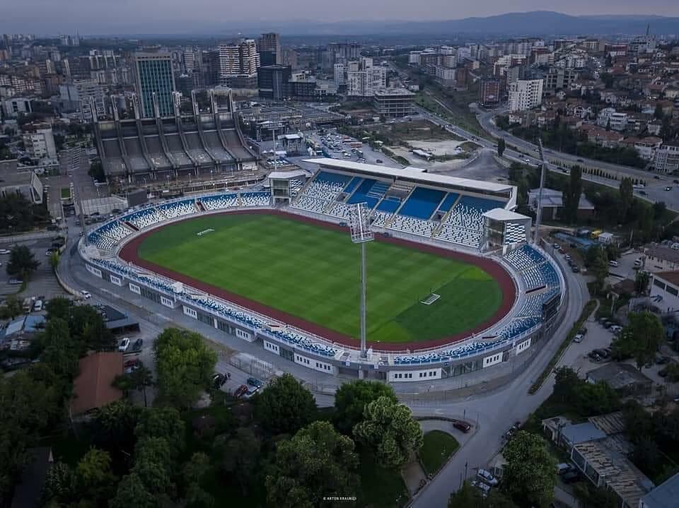 Stadiumet kosovare do të pajisen me reflektorë – miratuar nga UEFA