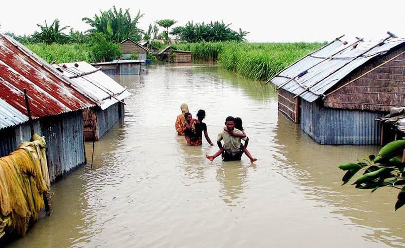 Fshati që zhduket çdo vit: si banorët e Bangladeshit jetojnë mbi ujë dhe nuk dorëzohen kurrë