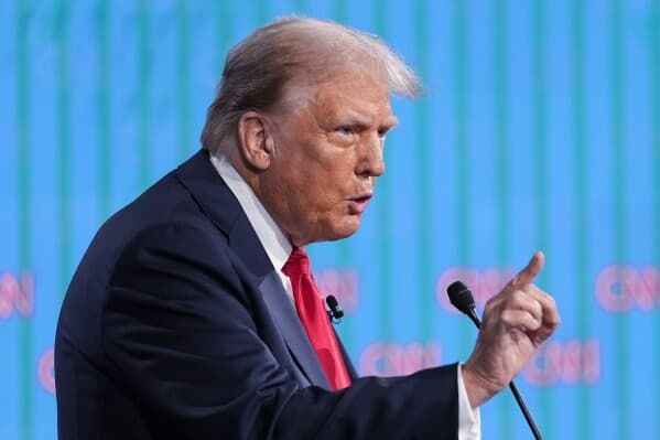 Trump mbi tensionet me Iranin: Bota ka 10 ditë kohë për të parë