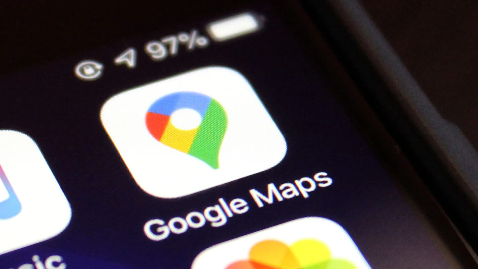 Google Maps vjen me risi