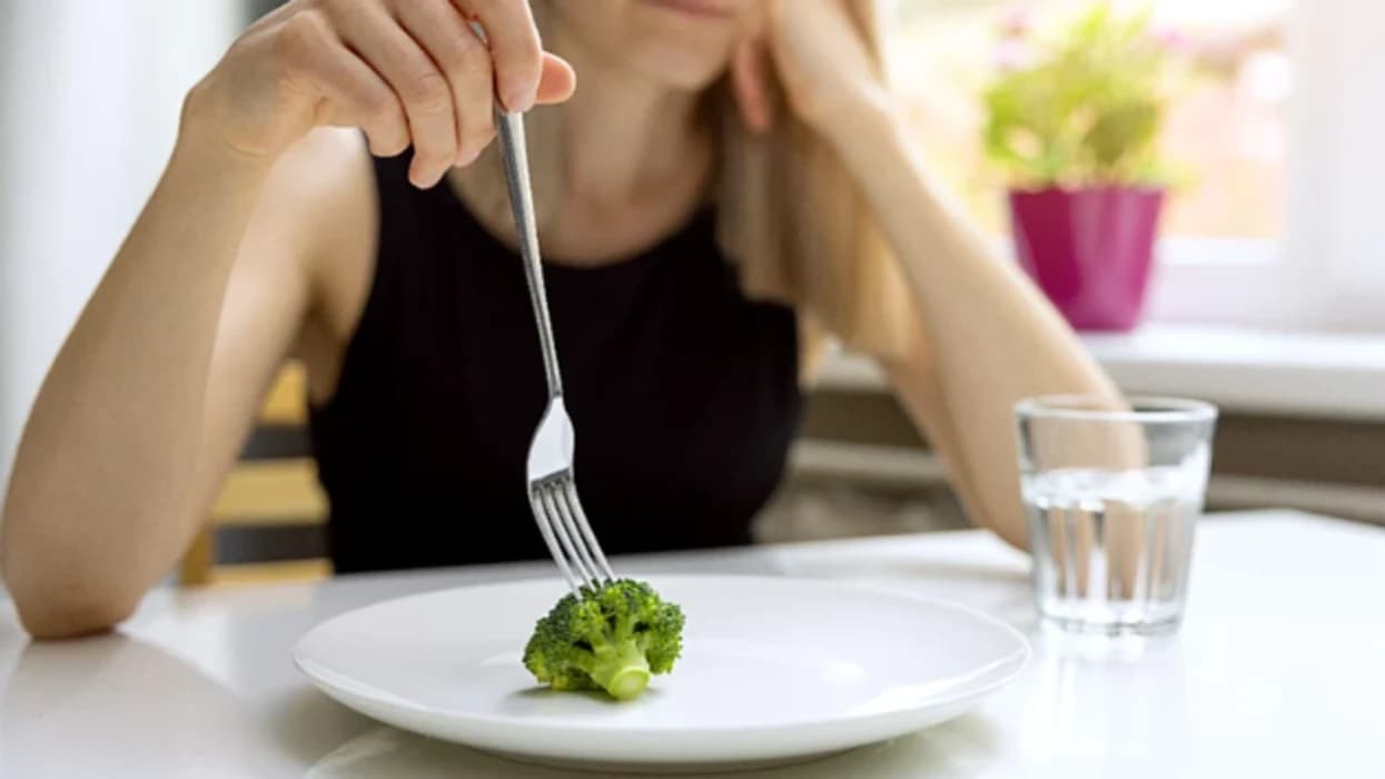 Pesë truke për të ndihmuar në luftimin e urisë gjatë dietës