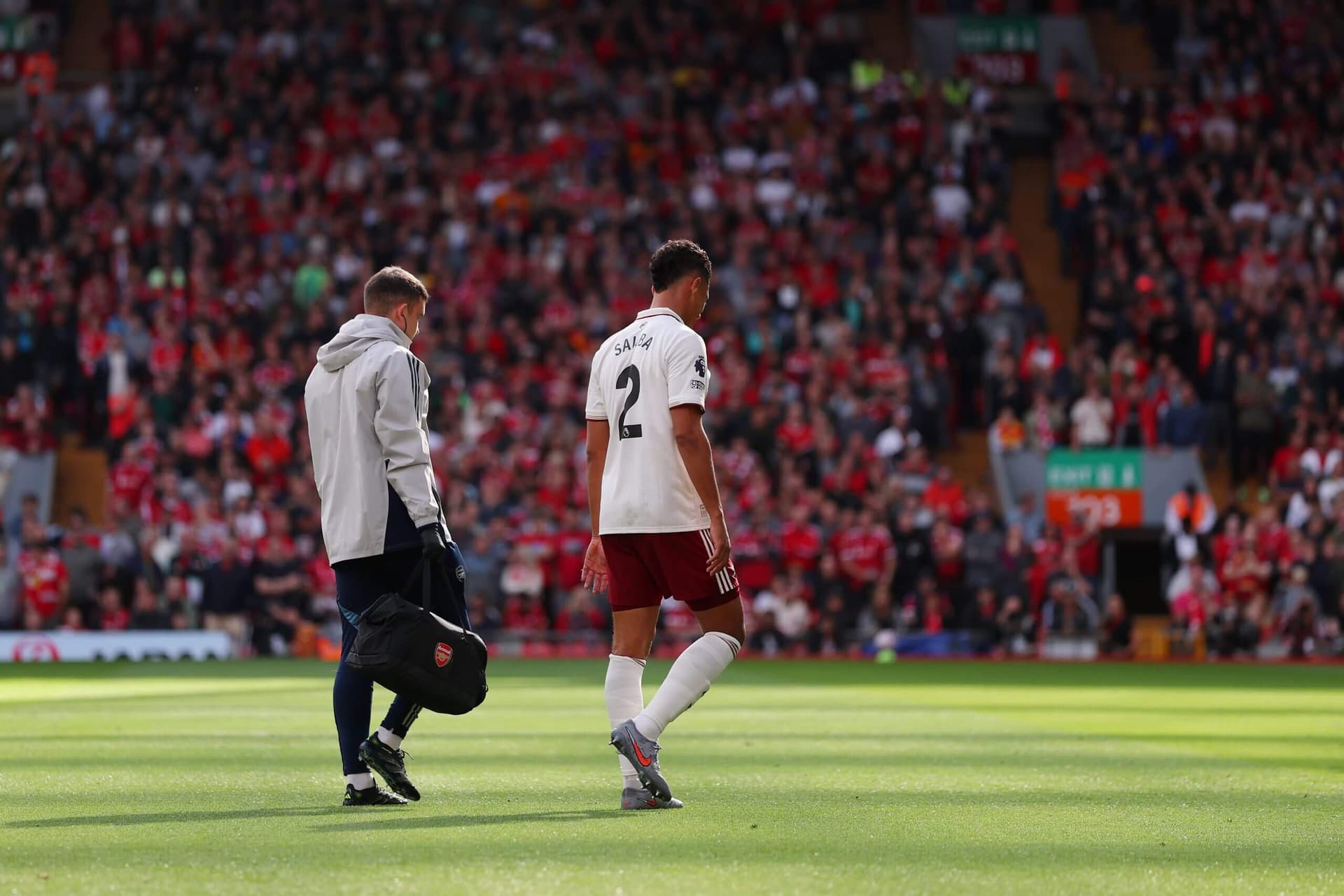 Probleme për Arsenalin: Saliba mungon ndaj Brightonit