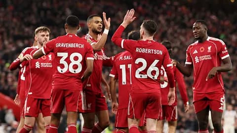 Liverpool përballet me mungesa para ndeshjes ndaj PSV-së