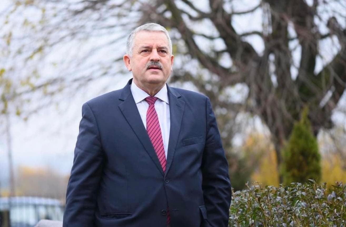Zgjedhjet e 28 dhjetorit, Agim Veliu kërkon të jetë pjesë e listës së LDK-së: Përfshirja ime s’është favor personal