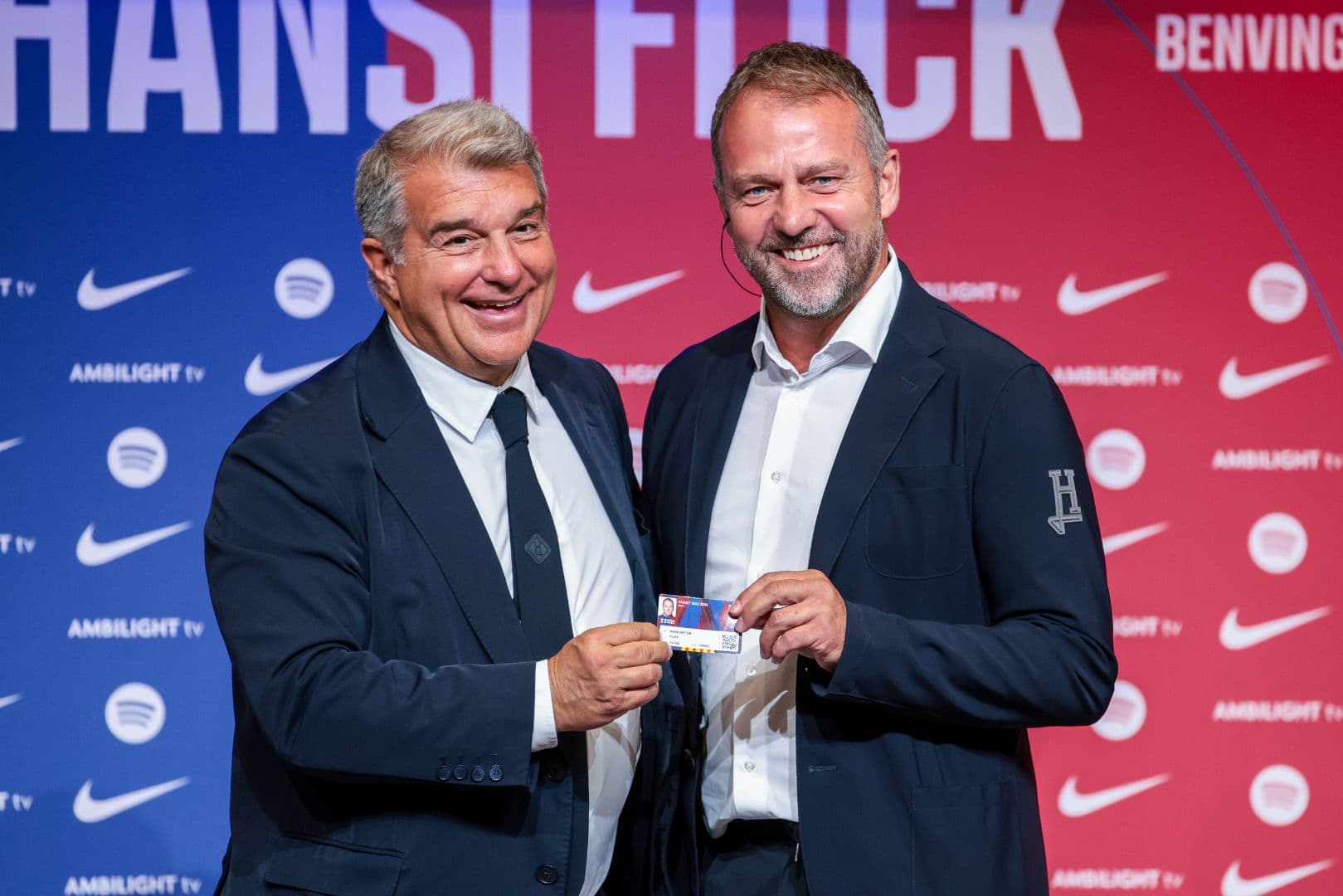 Laporta i jep fund spekulimeve: “Flick është i lumtur te Barcelona, besimi ynë ndaj tij është i plotë”