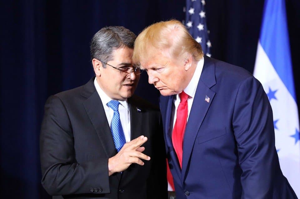 Trumpi thotë se do ta falë ish-presidentin e Hondurasit të dënuar me 45 vjet burgim për trafikim droge