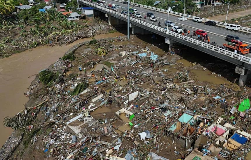 Arrin në 114 numri i të vdekurve nga tajfuni ‘Kalmaegi’ në Filipine, shpallet gjendje katastrofe