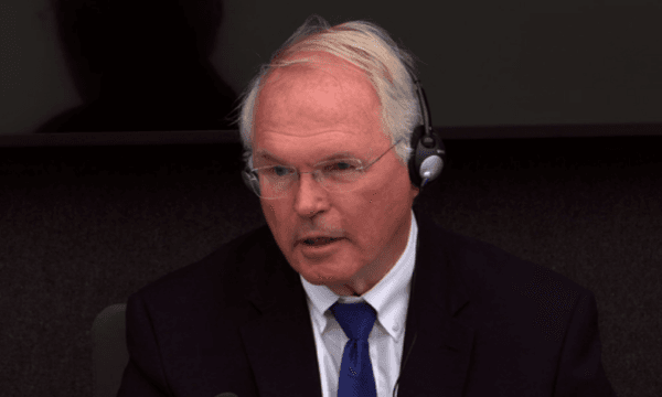 Hill: Jakup Krasniqi nuk ishte figurë kyçe në UÇK