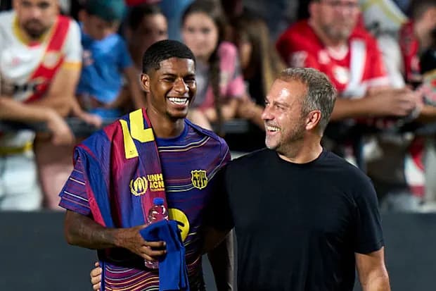 Flick: Rashford po shkëlqen në “atmosferën e re” te Barcelona