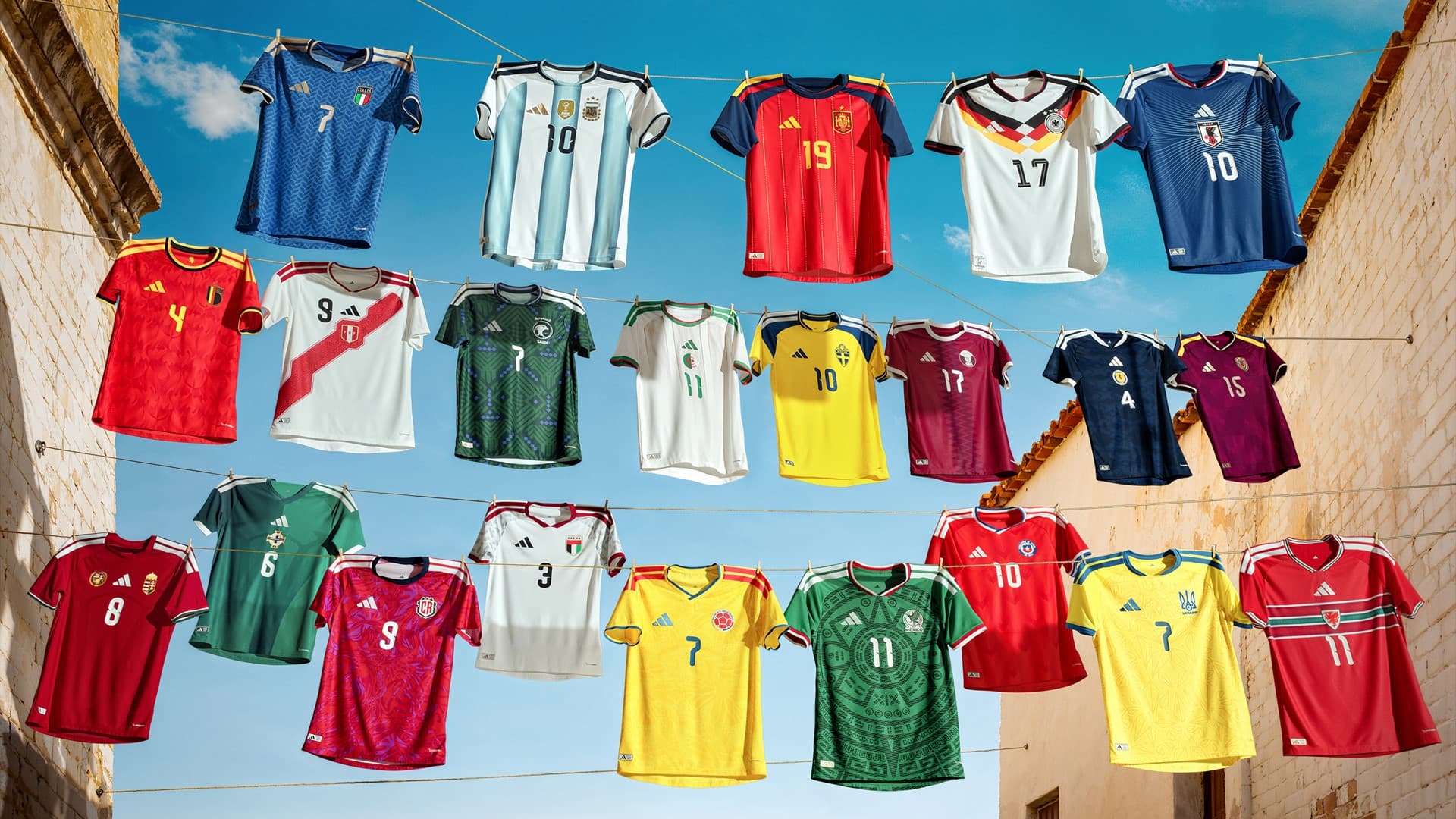 Adidas prezanton fanellat “klasike” për Kupën e Botës 2026 – nostalgji për Gjermaninë dhe Meksikën