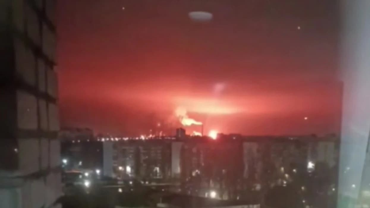 Ukraina sulmon Rusinë me dronë, goditet një rafineri e madhe nafte