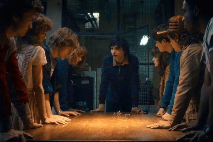 “Stranger Things 5” mbërrin në Netflix, finalja ndahet në tre faza deri në natën e ndërrimit të viteve