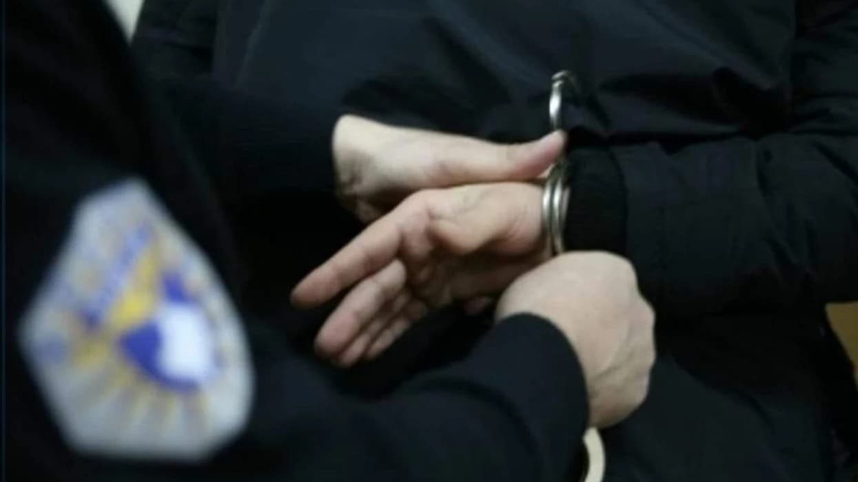 Arrestohen dy persona në Fushë Kosovë për dhënie dhe marrje ryshfeti gjatë votimit