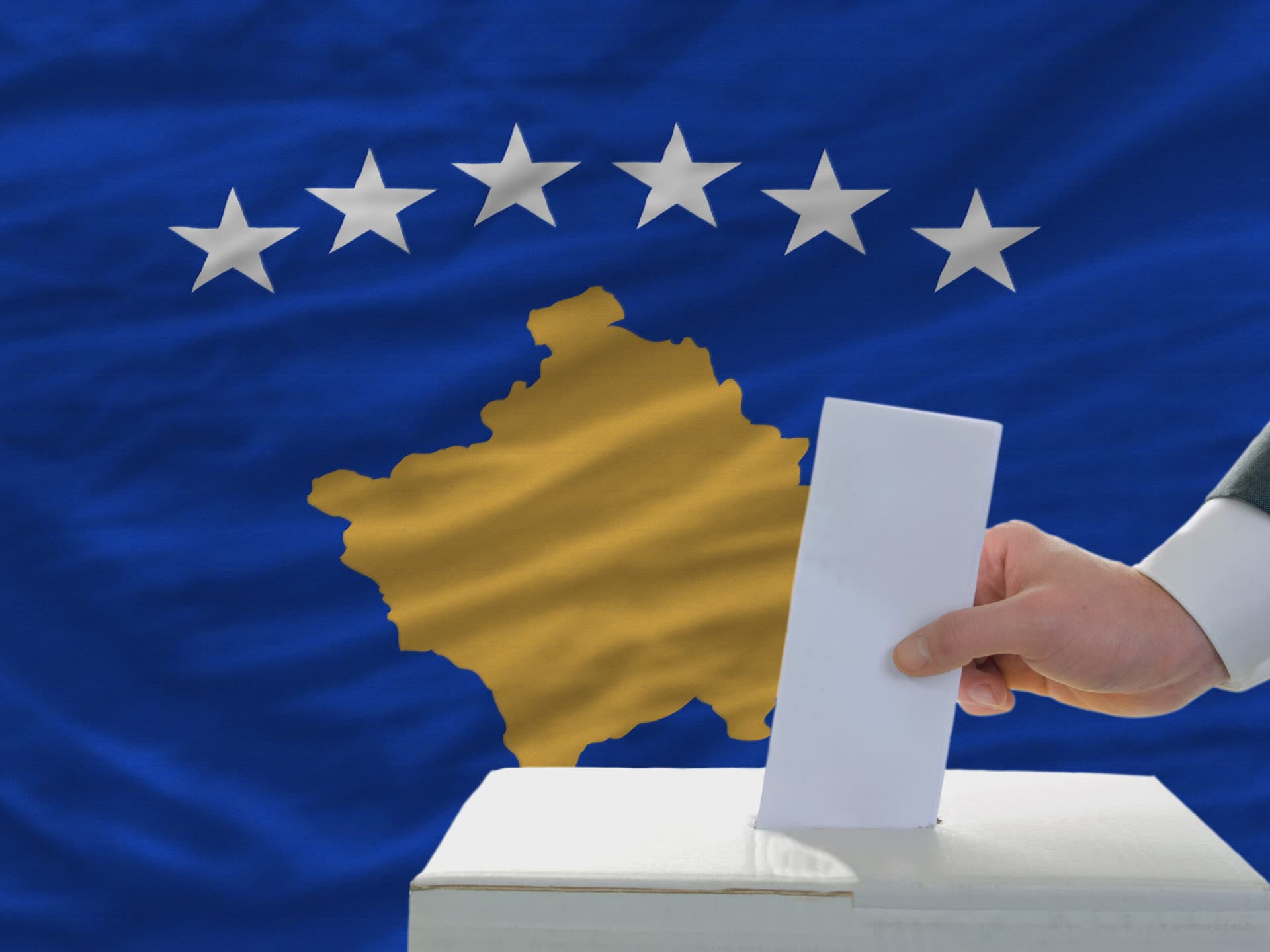 Hapen vendvotimet: Qytetarët votojnë në 18 komuna të Kosovës