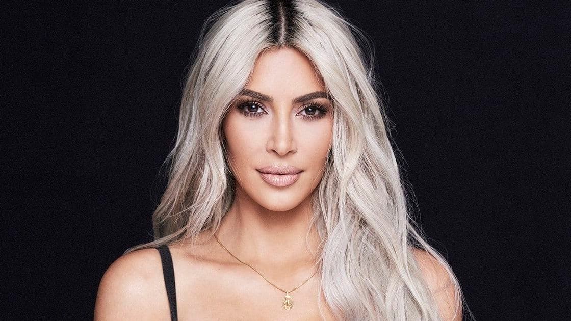 Kim Kardashian rrëfen sfidat e saj me ChatGPT në provimet e jurisprudencës