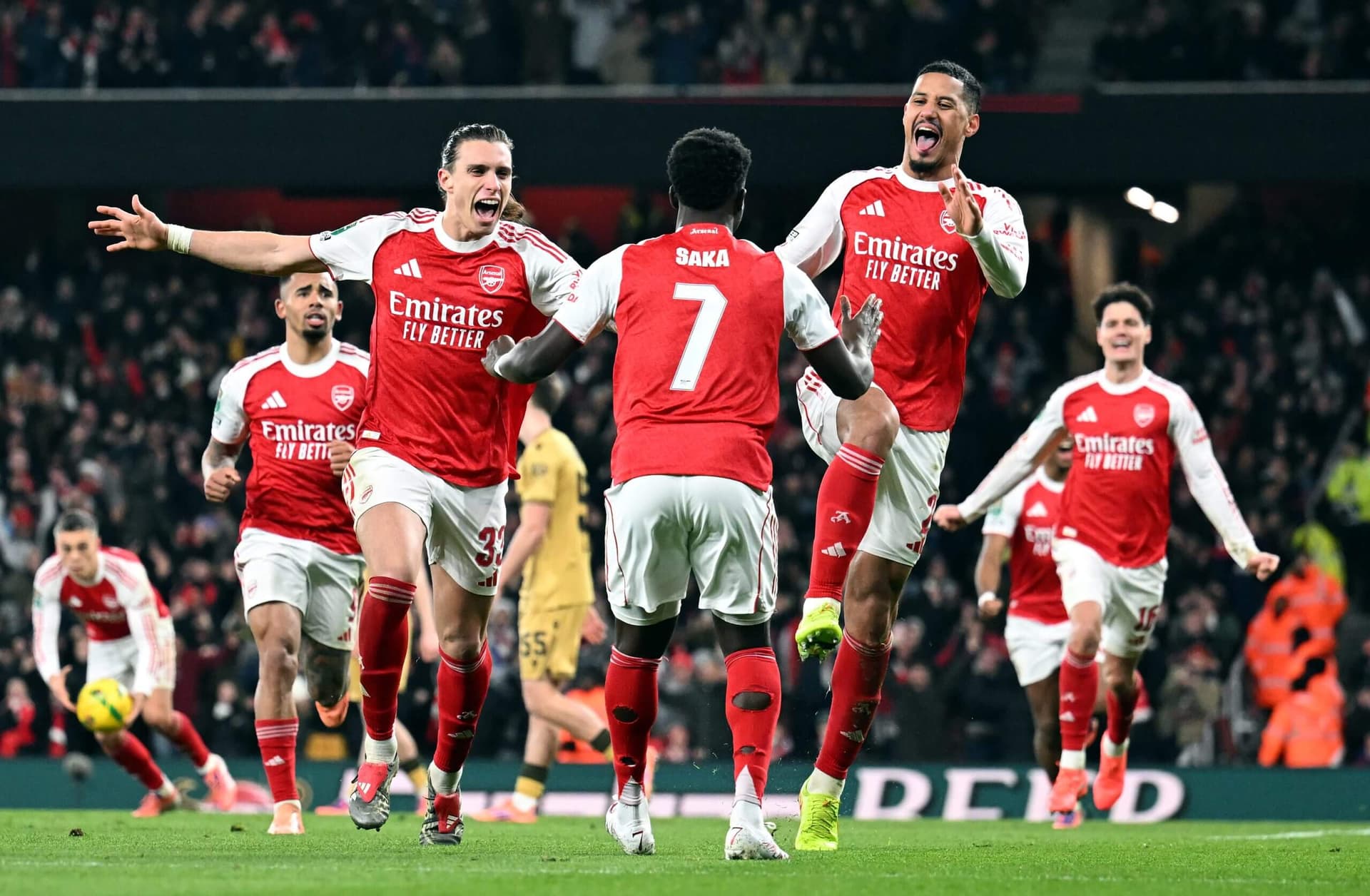 “Mallkimi i Krishtlindjes”, Arsenali ende pa titull në Premier League nga pozicioni lider