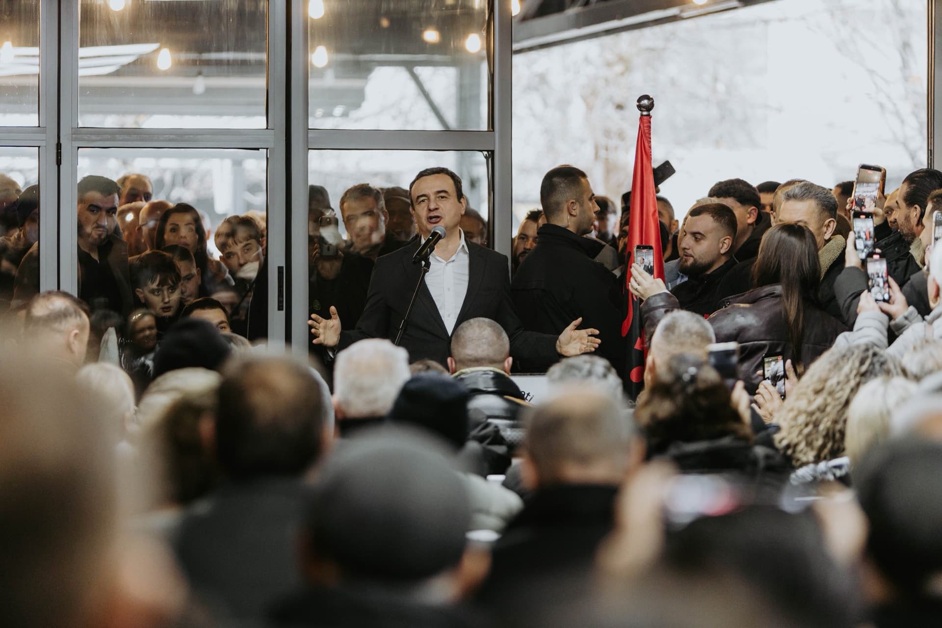 Vetëvendosje në Kamenicë, kërkon votë që qeverinë ta bëjë e vetme