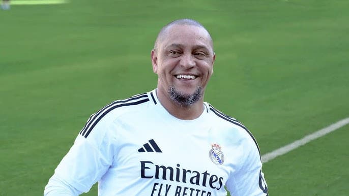 Roberto Carlos operohet me sukses në zemër, jashtë rrezikut për jetën